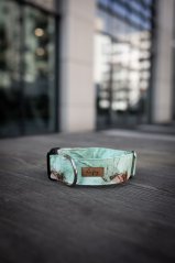 Barvy se mohou lišit v závislosti na nastavení monitoru
