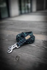 Barvy se mohou lišit v závislosti na nastavení monitoru