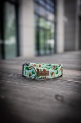 Barvy se mohou lišit v závislosti na nastavení monitoru