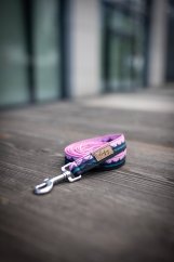 Barvy se mohou lišit v závislosti na nastavení monitoru