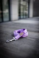 Barvy se mohou lišit v závislosti na nastavení monitoru