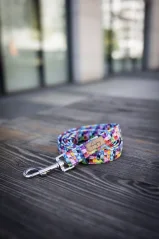 Barvy se mohou lišit v závislosti na nastavení monitoru