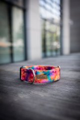 Barvy se mohou lišit v závislosti na nastavení monitoru