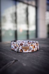 Barvy se mohou lišit v závislosti na nastavení monitoru